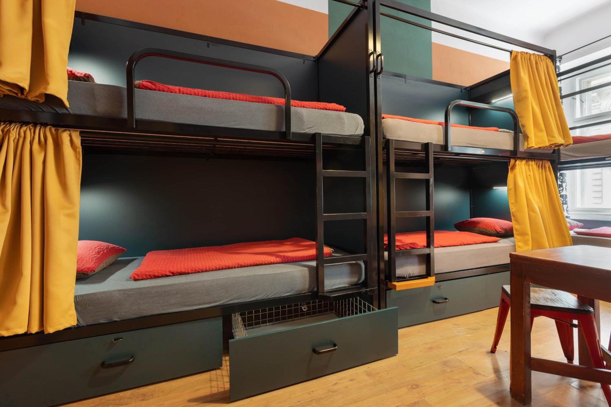 Hostel Elf Praag